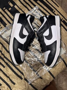 Nike Black and White Low-Top Dunk Style Sneakers